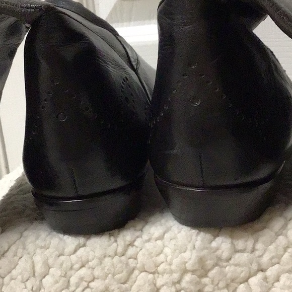 9 WEST BLK LEATHER LOW HEEL BOOTS 9M - Picture 4 of 12